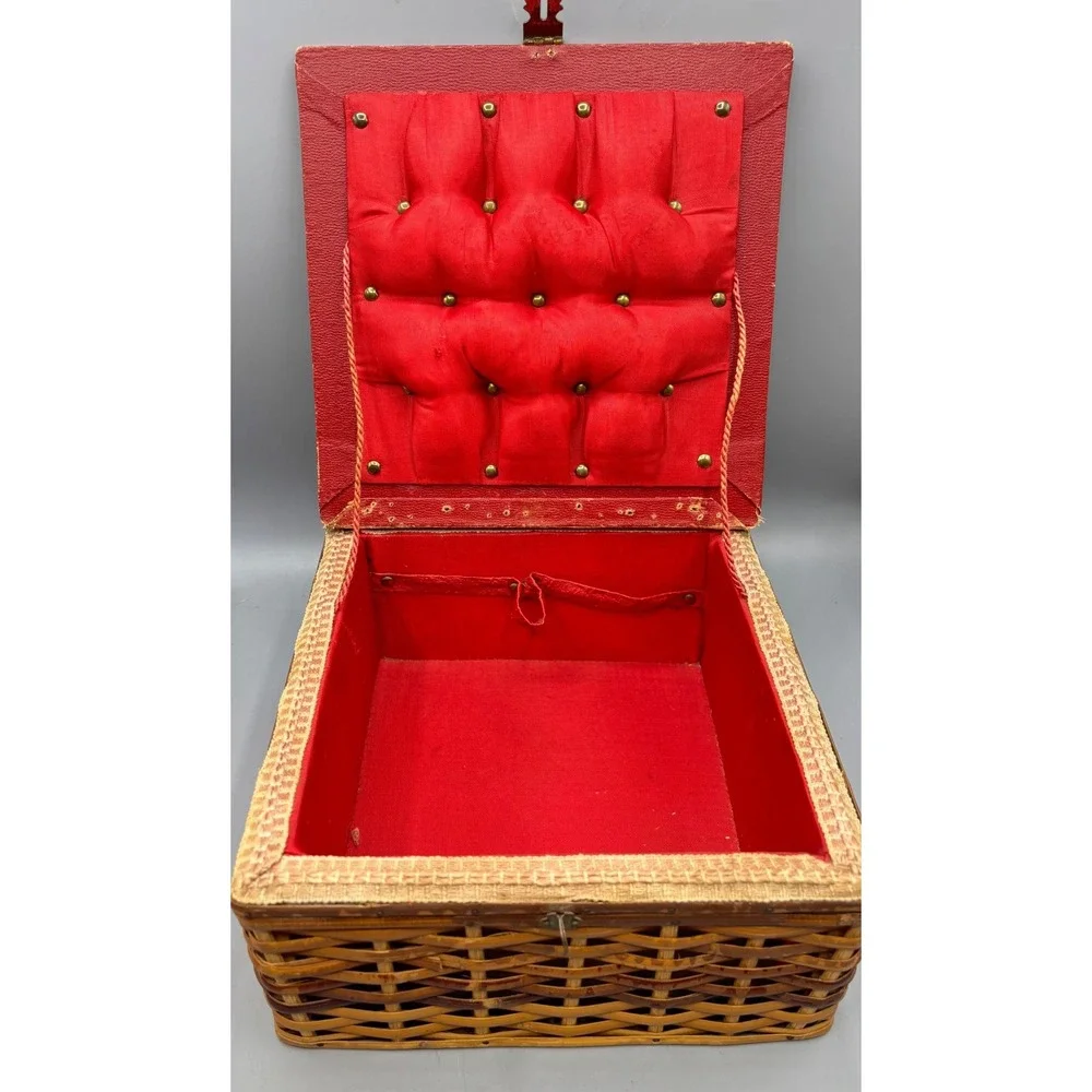 Vintage Wicker Sewing Box Red Tufted Fabric Lined‎ Lid Decorative Storage
